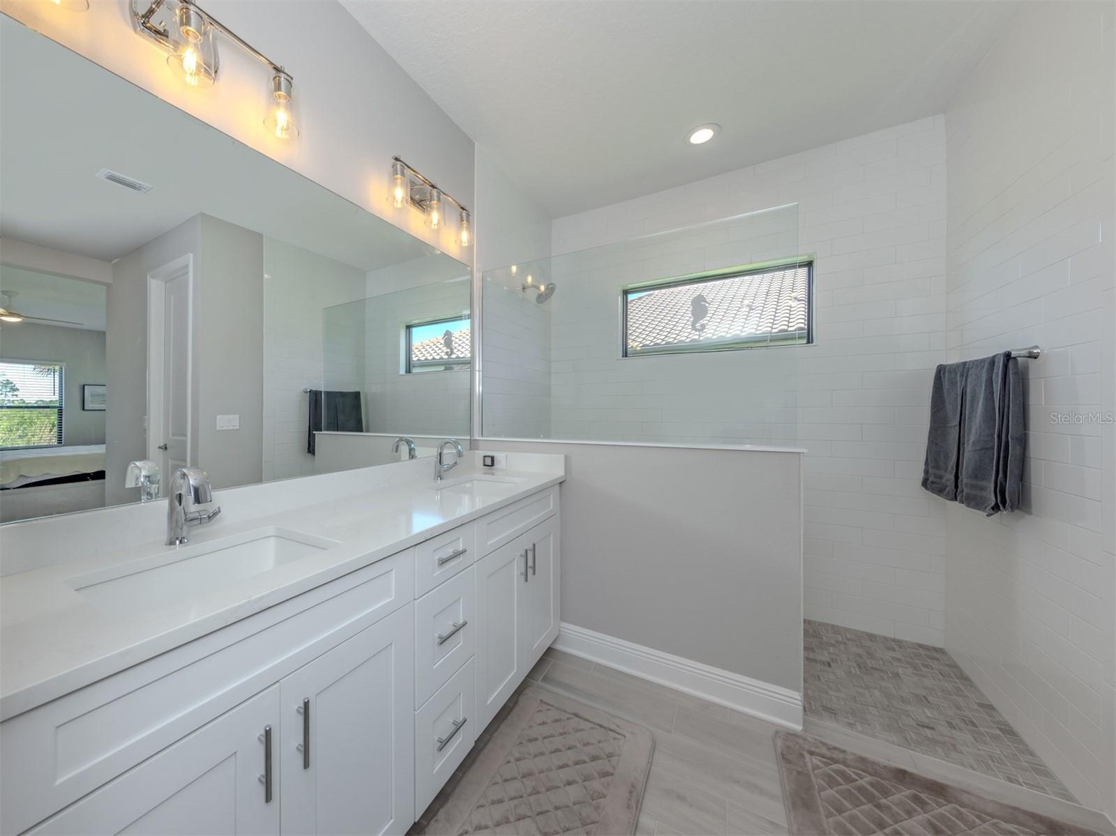 390 ARIANO AVE, NOKOMIS, FL, 34275