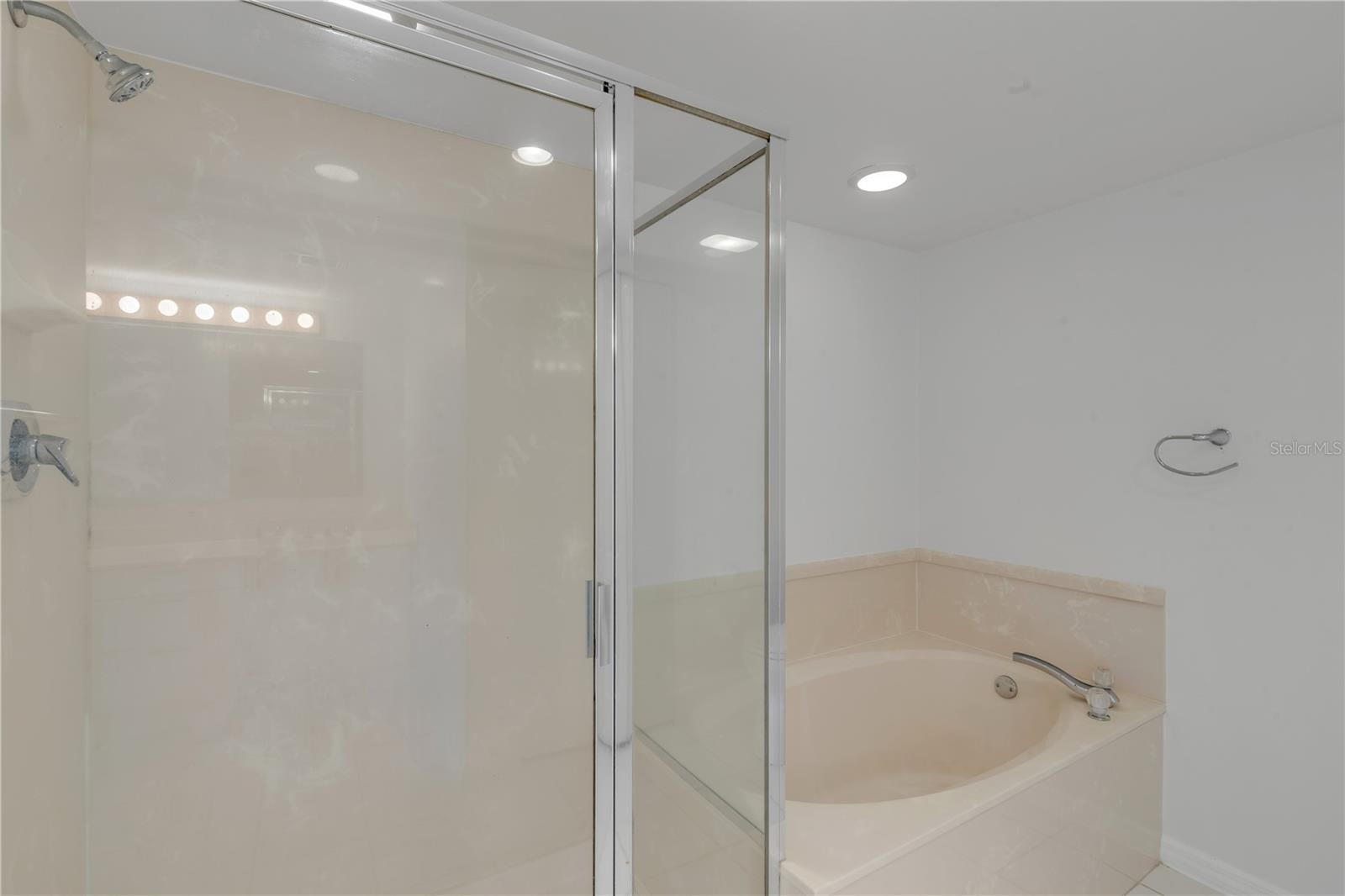 4 OCEANS WEST BLVD #402A, DAYTONA BEACH, FL, 32118