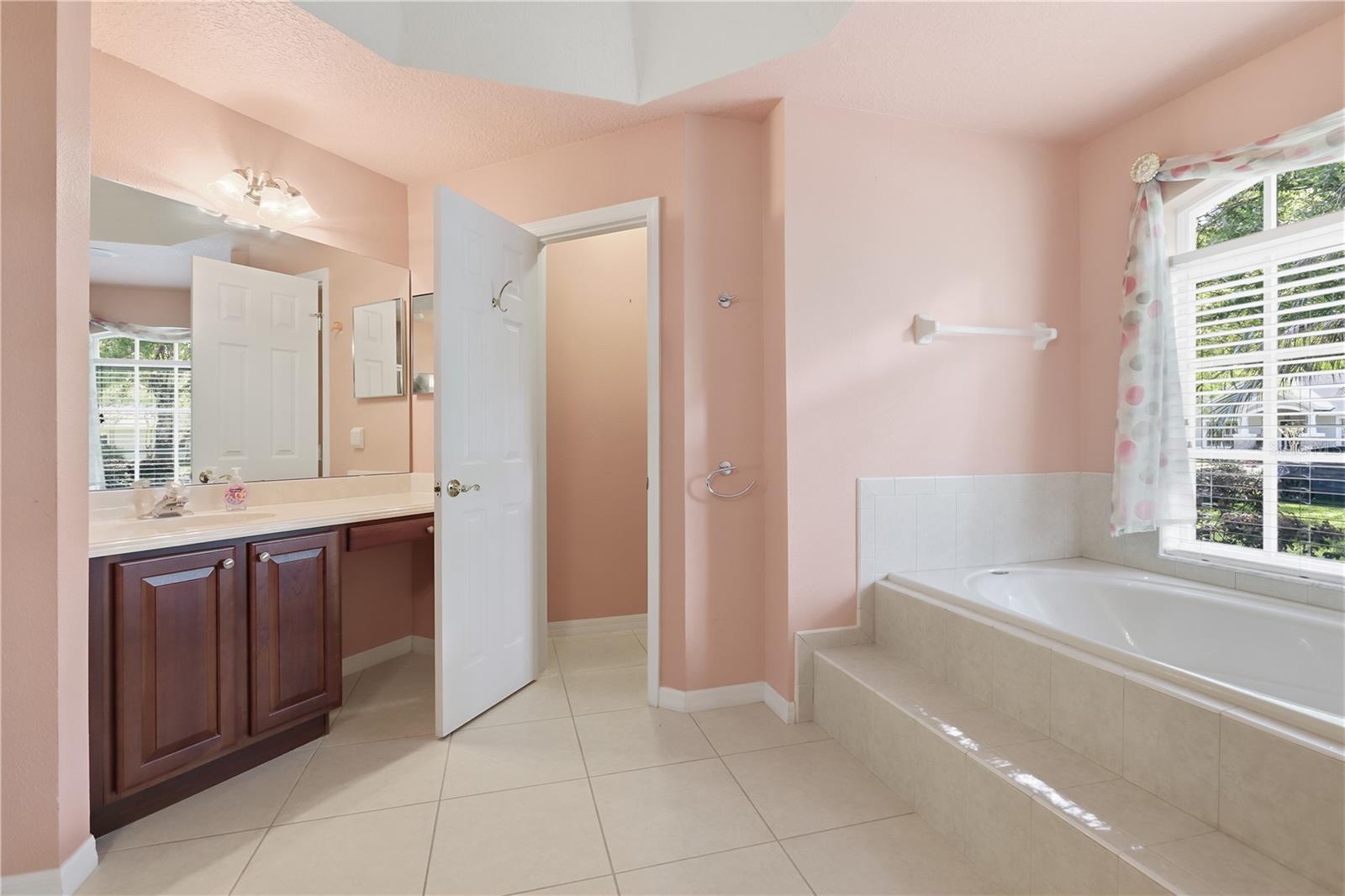 1014 MARJORIE RAWLINGS DR, DELAND, FL, 32720