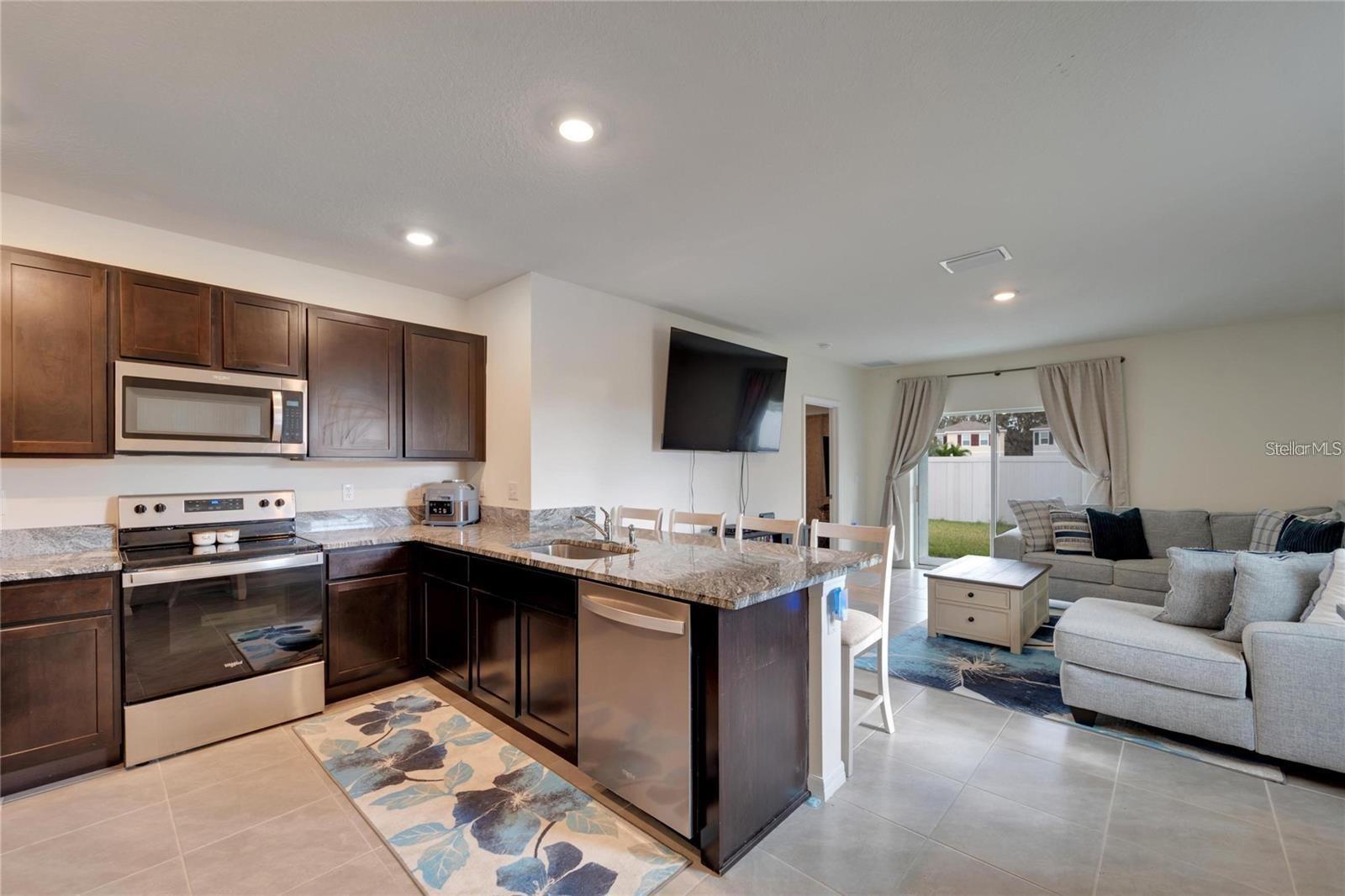 17040 WAVE TRESSLE PL, WIMAUMA, FL, 33598