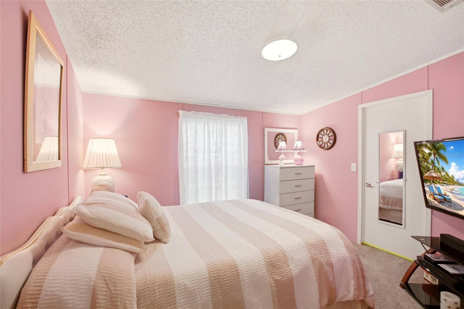 184 W MANATEE LOOP, PUNTA GORDA, FL, 33950