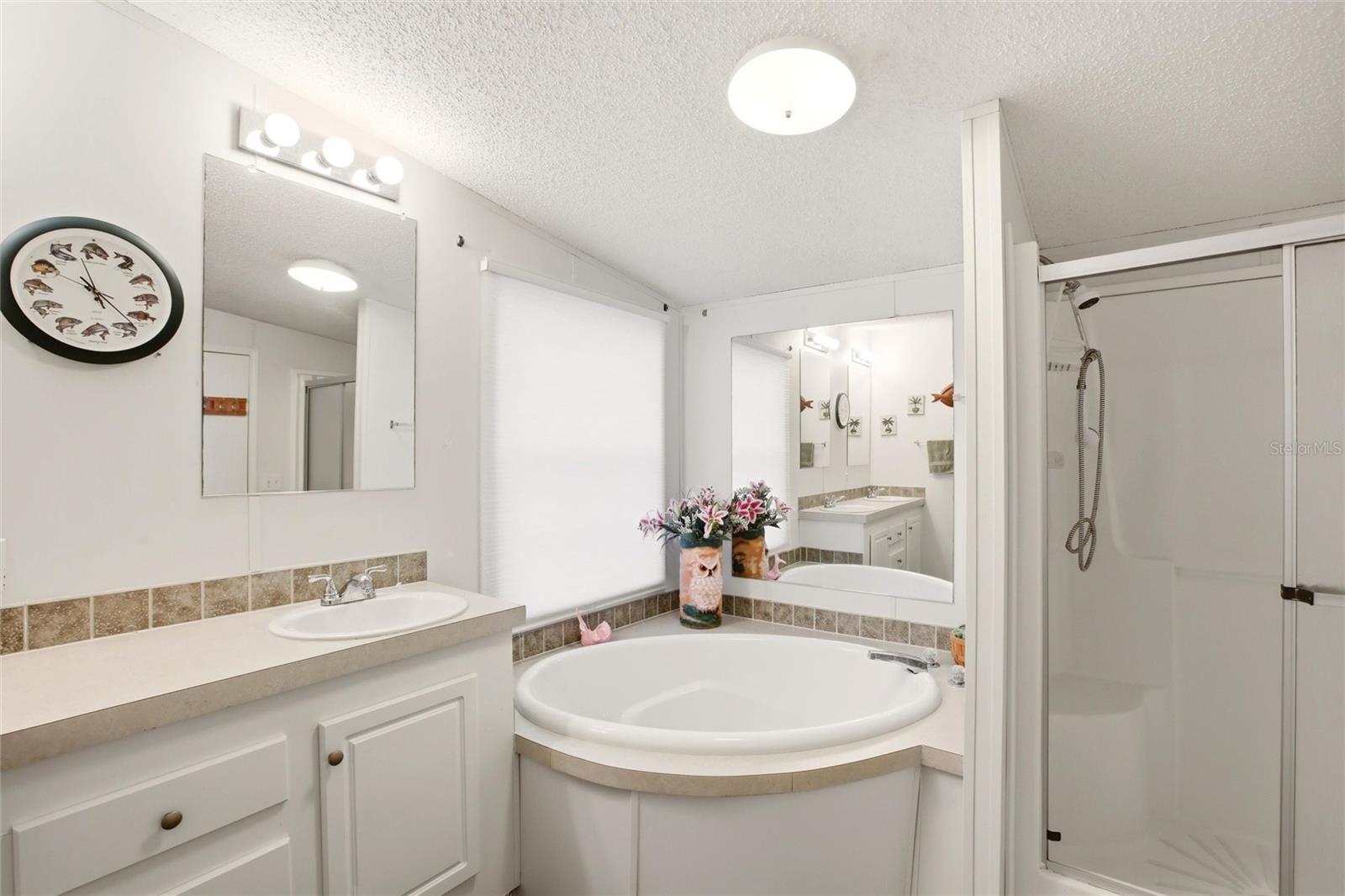 184 W MANATEE LOOP, PUNTA GORDA, FL, 33950