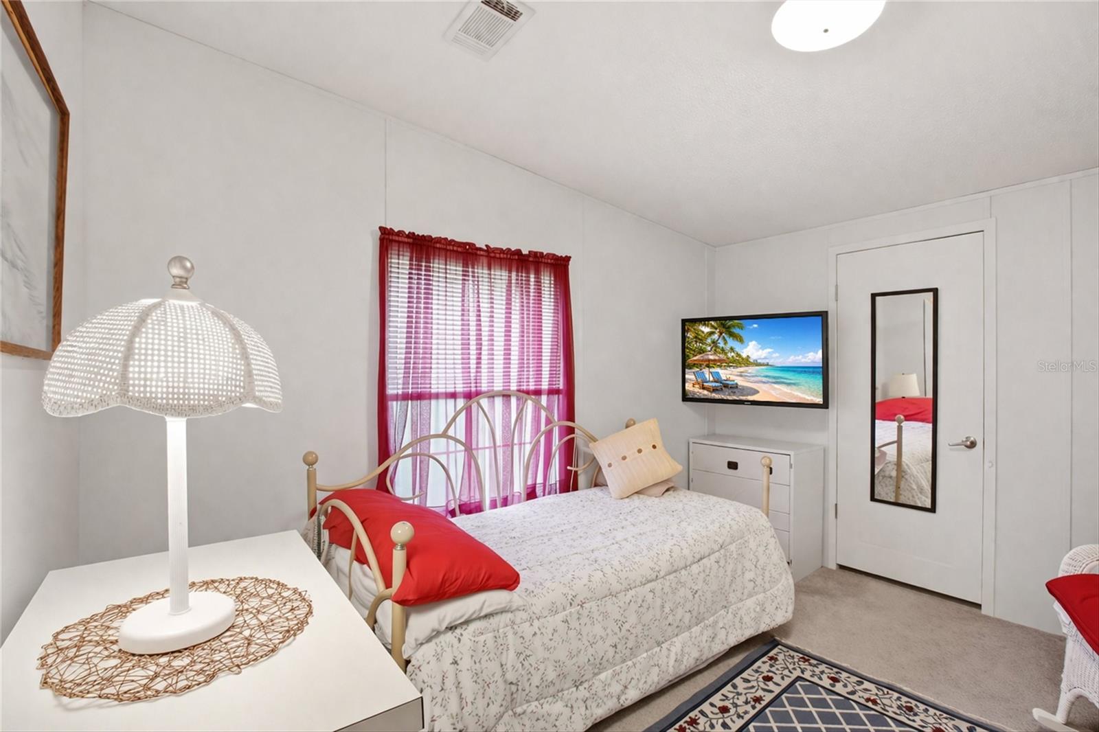 184 W MANATEE LOOP, PUNTA GORDA, FL, 33950