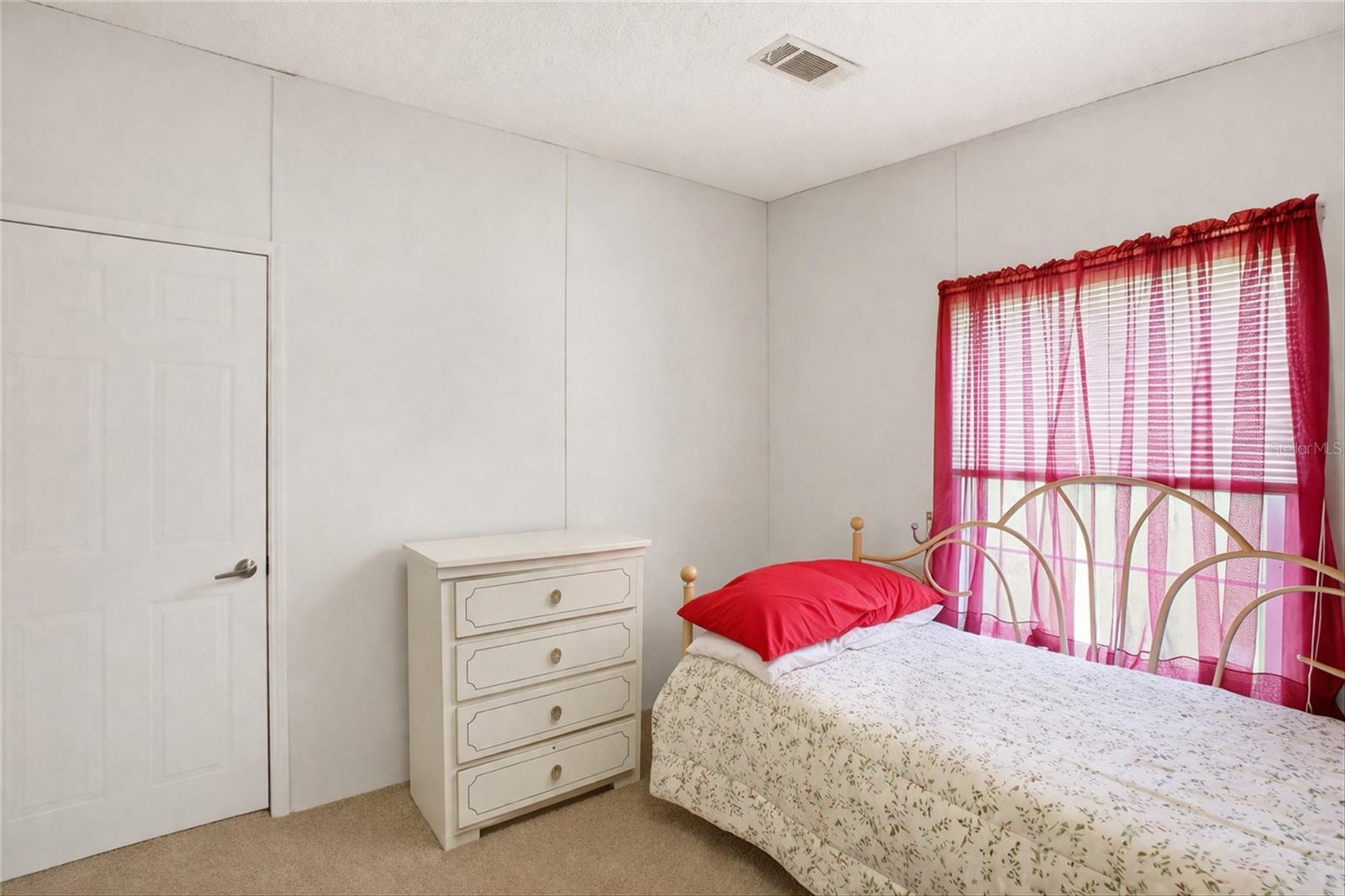 184 W MANATEE LOOP, PUNTA GORDA, FL, 33950