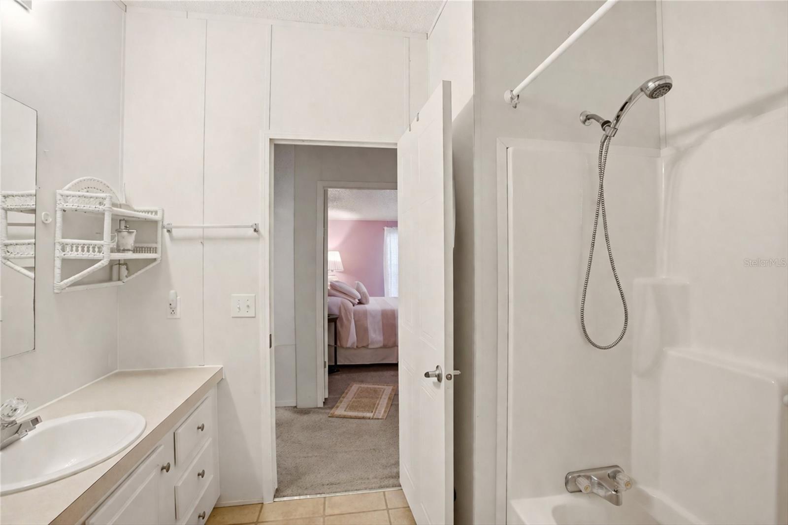 184 W MANATEE LOOP, PUNTA GORDA, FL, 33950