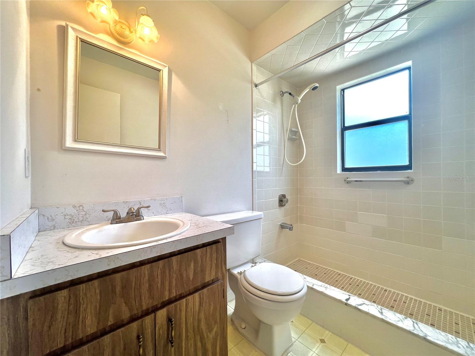 17 JAMAICA ST, HOMOSASSA, FL, 34446