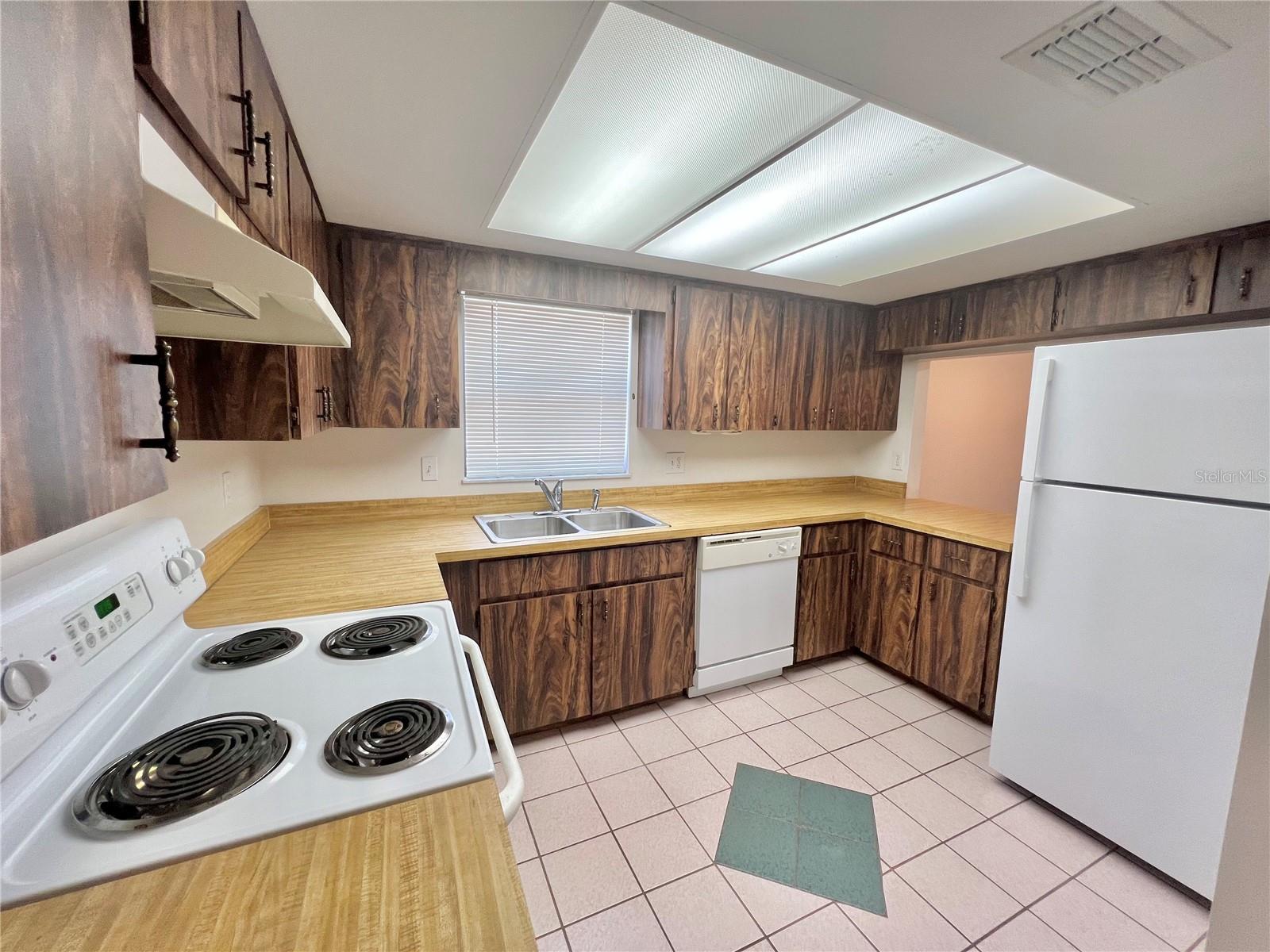 17 JAMAICA ST, HOMOSASSA, FL, 34446