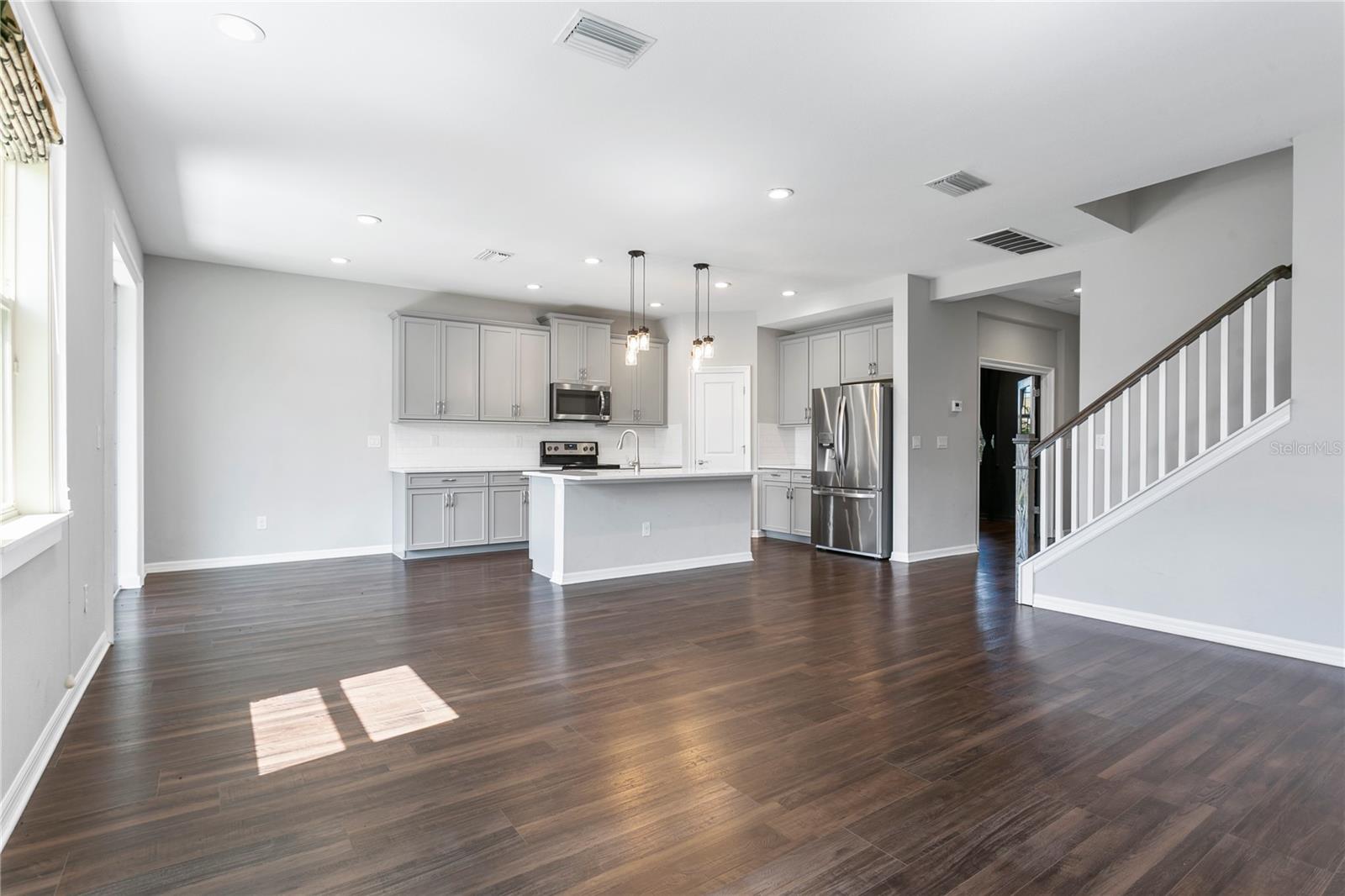 1221 MONTGOMERY BELL RD, WESLEY CHAPEL, FL, 33543