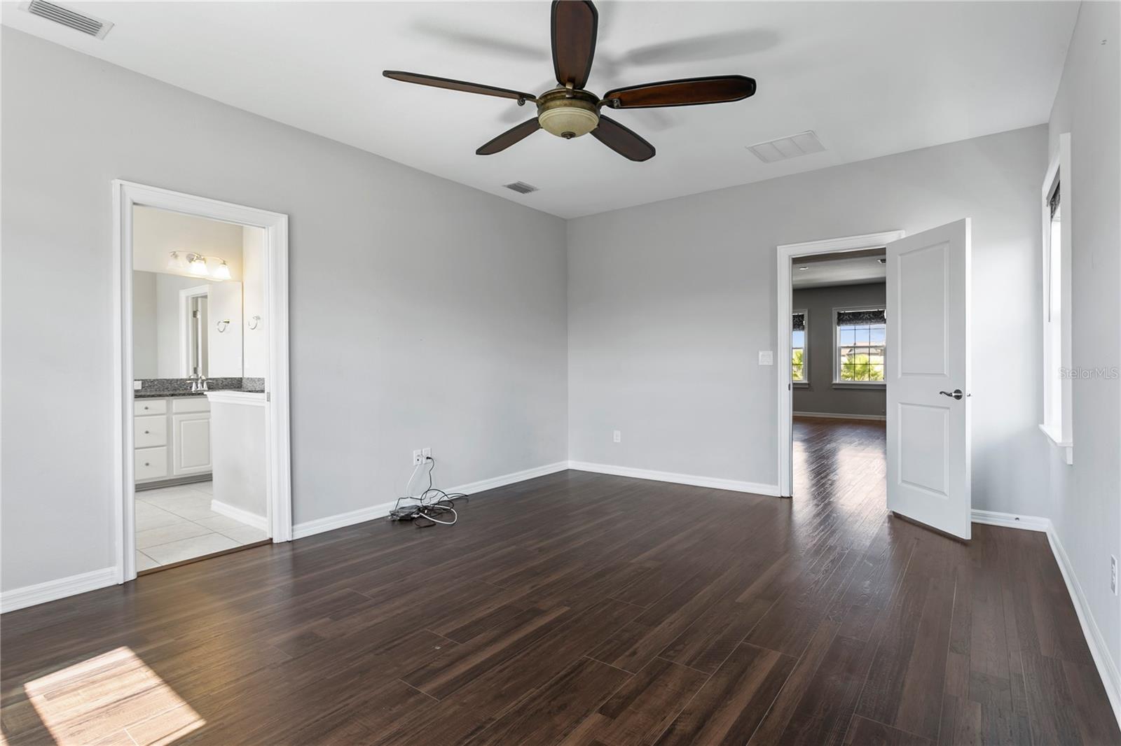 1221 MONTGOMERY BELL RD, WESLEY CHAPEL, FL, 33543