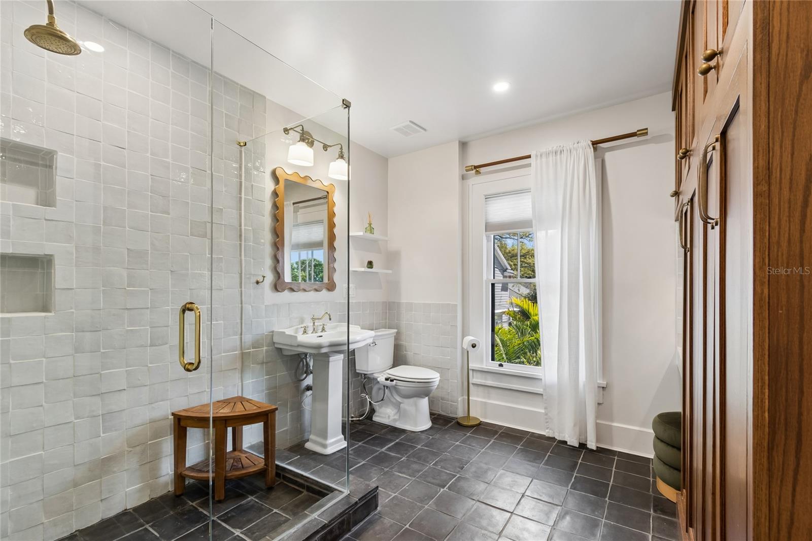 1126 16TH AVE N, ST PETERSBURG, FL, 33704