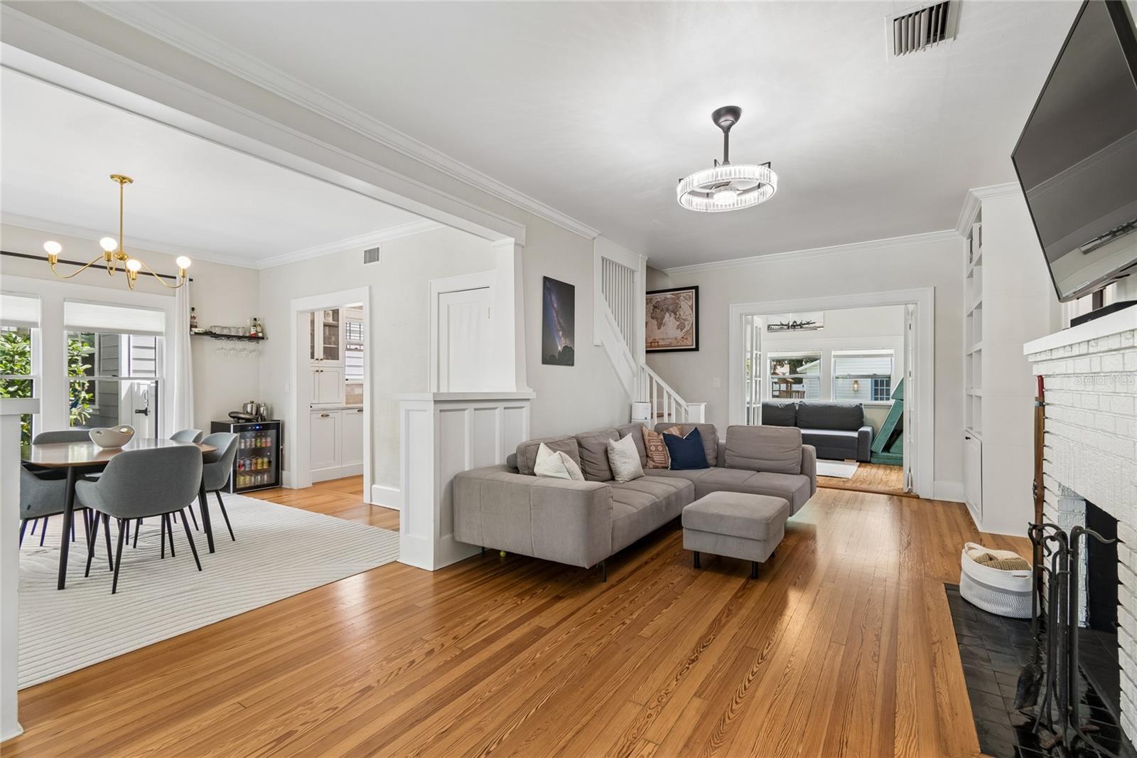 1126 16TH AVE N, ST PETERSBURG, FL, 33704