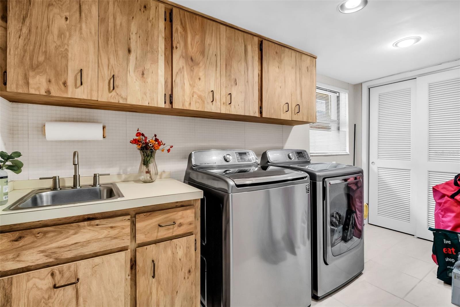 1504 RIDGE TOP WAY, CLEARWATER, FL, 33765