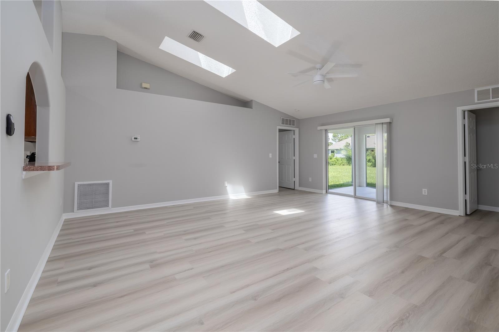 4 PRINCESS RUTH LN, PALM COAST, FL, 32164