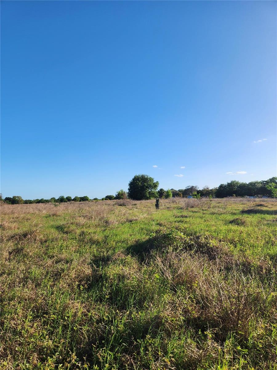 415 LAKE JOSEPHINE DR, SEBRING, FL, 33875