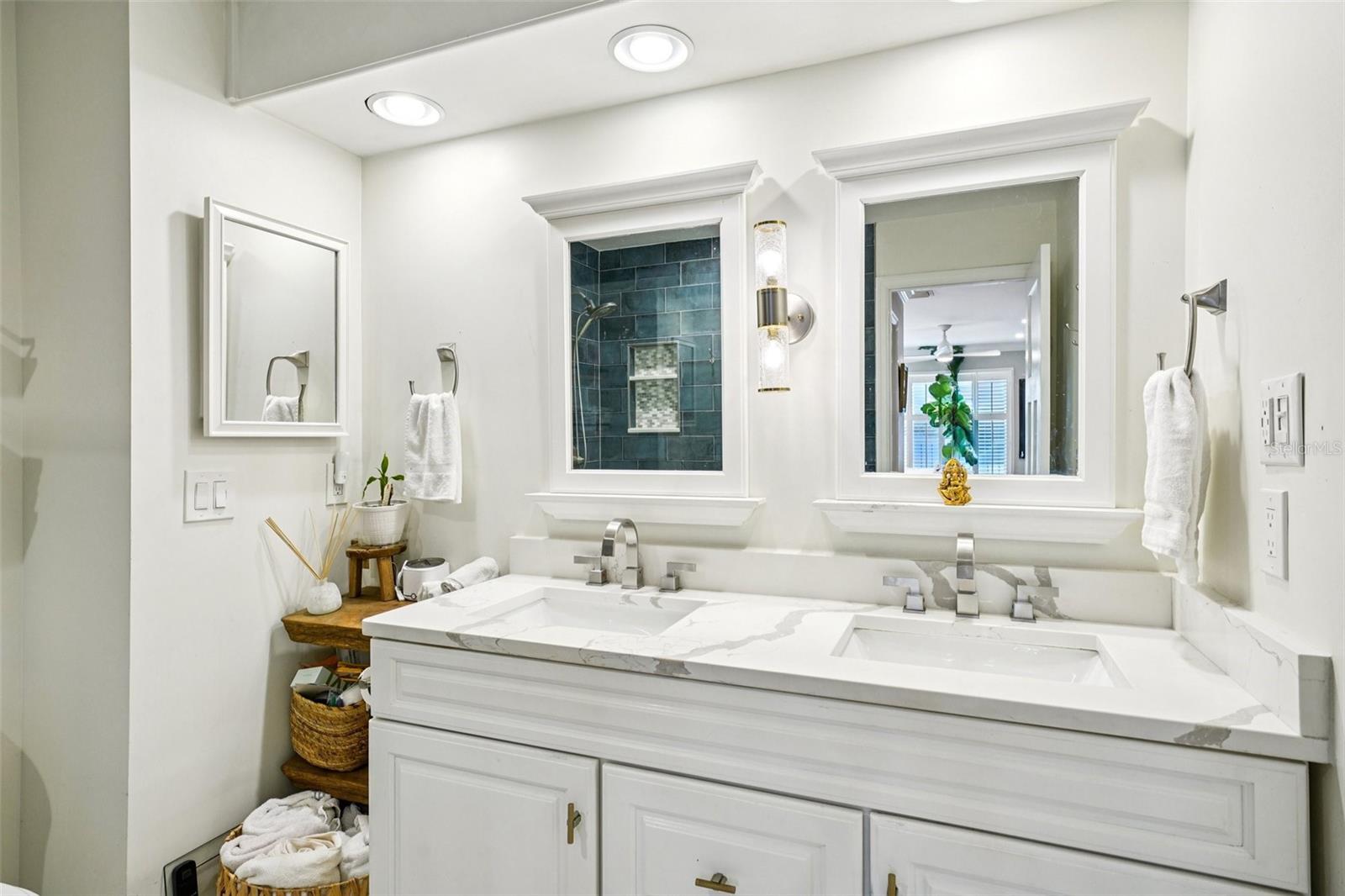 2507 CROWDER LN #2507, TAMPA, FL, 33629