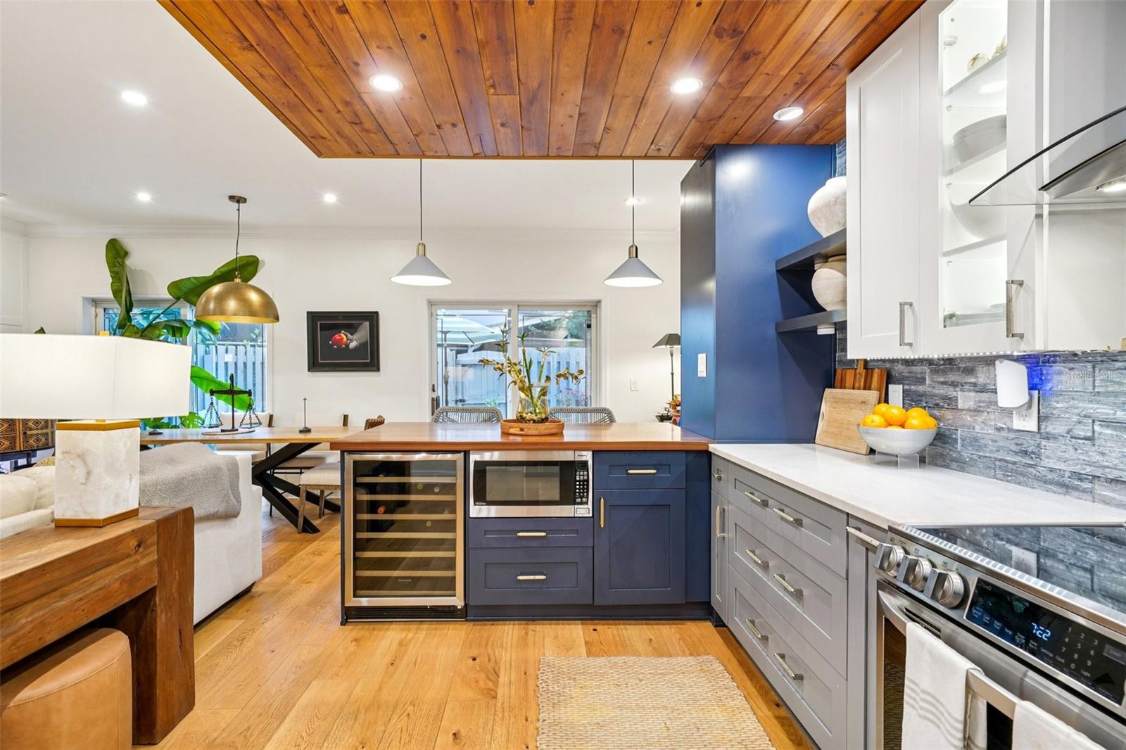 2507 CROWDER LN #2507, TAMPA, FL, 33629