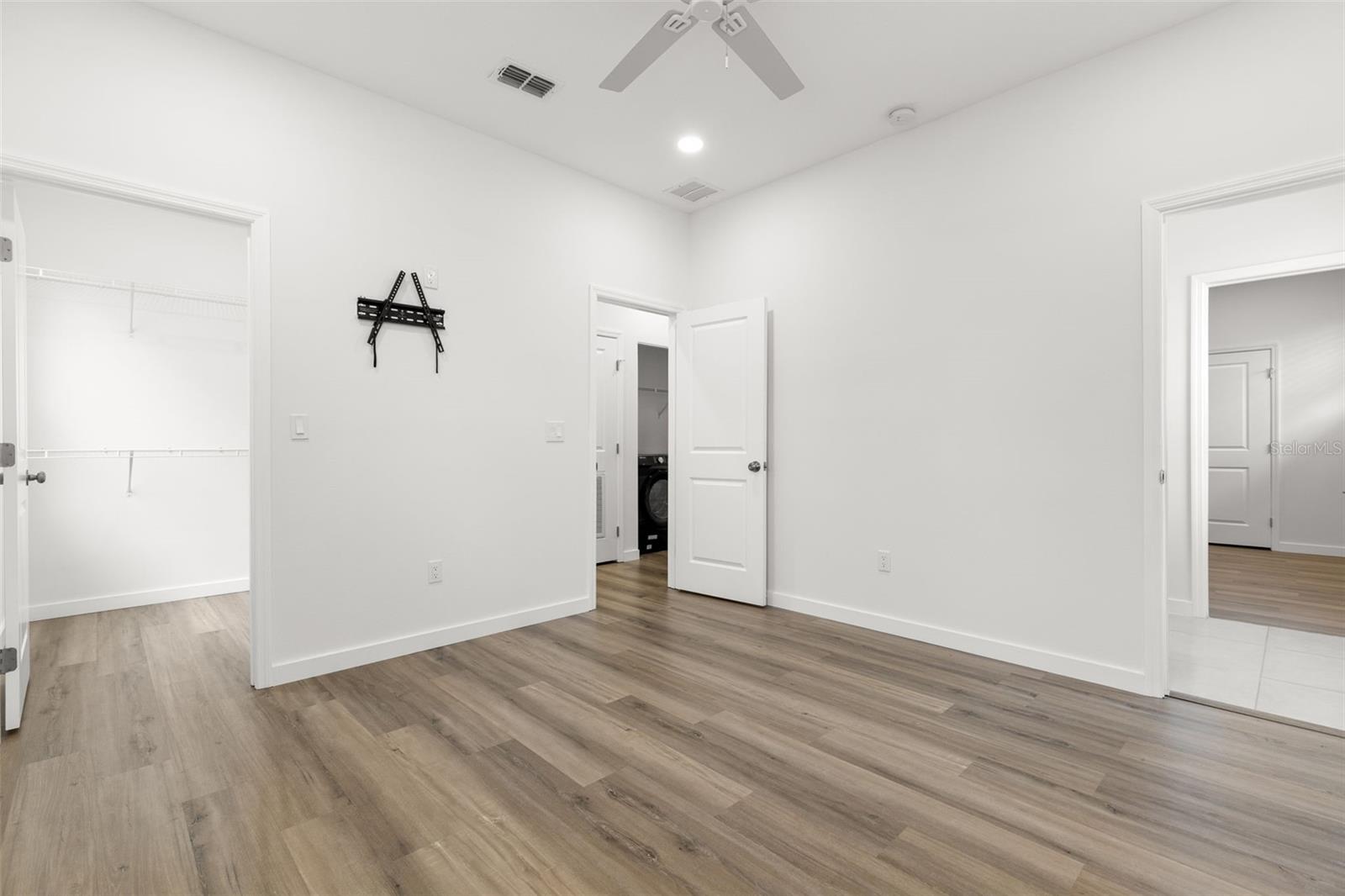 210 E COLUMBUS DR #1-3, TAMPA, FL, 33602