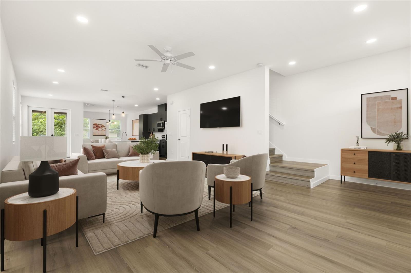 210 E COLUMBUS DR #1-3, TAMPA, FL, 33602