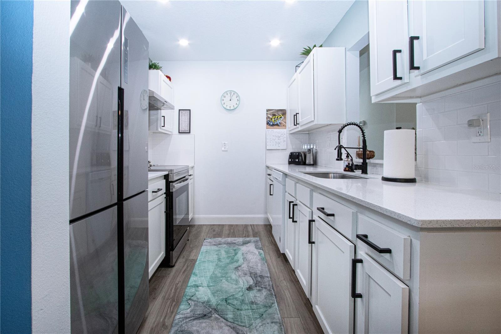 505 FINSBURY CIR #A, SUN CITY CENTER, FL, 33573