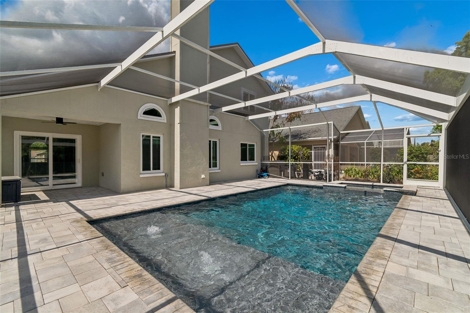 10218 CHARLESTON CORNER RD, TAMPA, FL, 33635