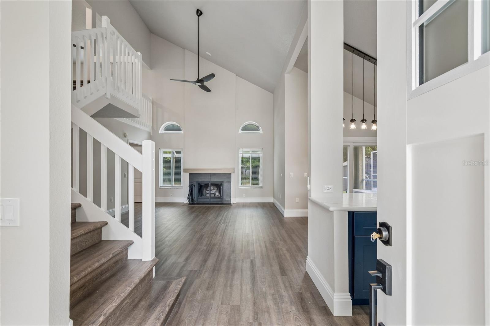 10218 CHARLESTON CORNER RD, TAMPA, FL, 33635