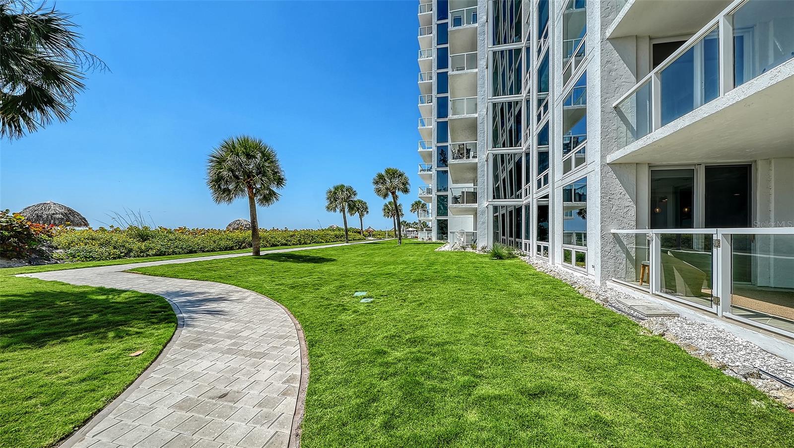 2425 GULF OF MEXICO DR #1A, LONGBOAT KEY, FL, 34228