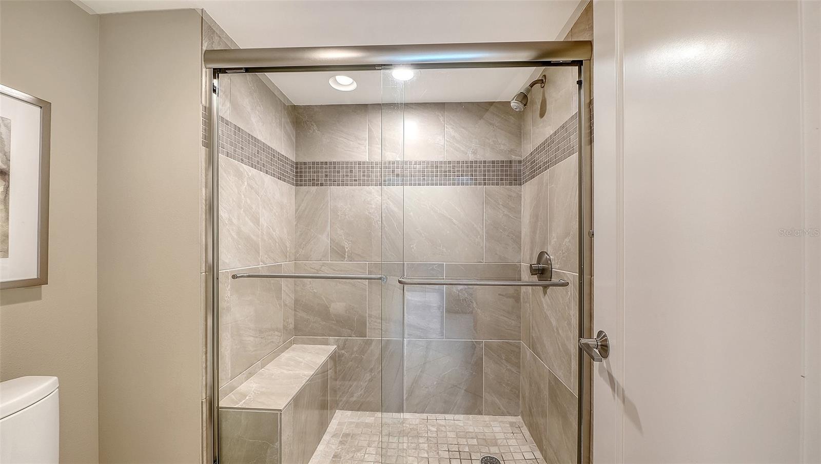 2425 GULF OF MEXICO DR #1A, LONGBOAT KEY, FL, 34228