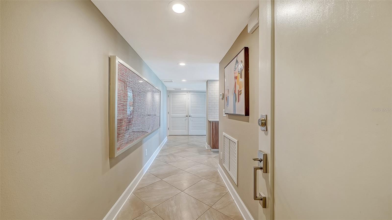 2425 GULF OF MEXICO DR #1A, LONGBOAT KEY, FL, 34228