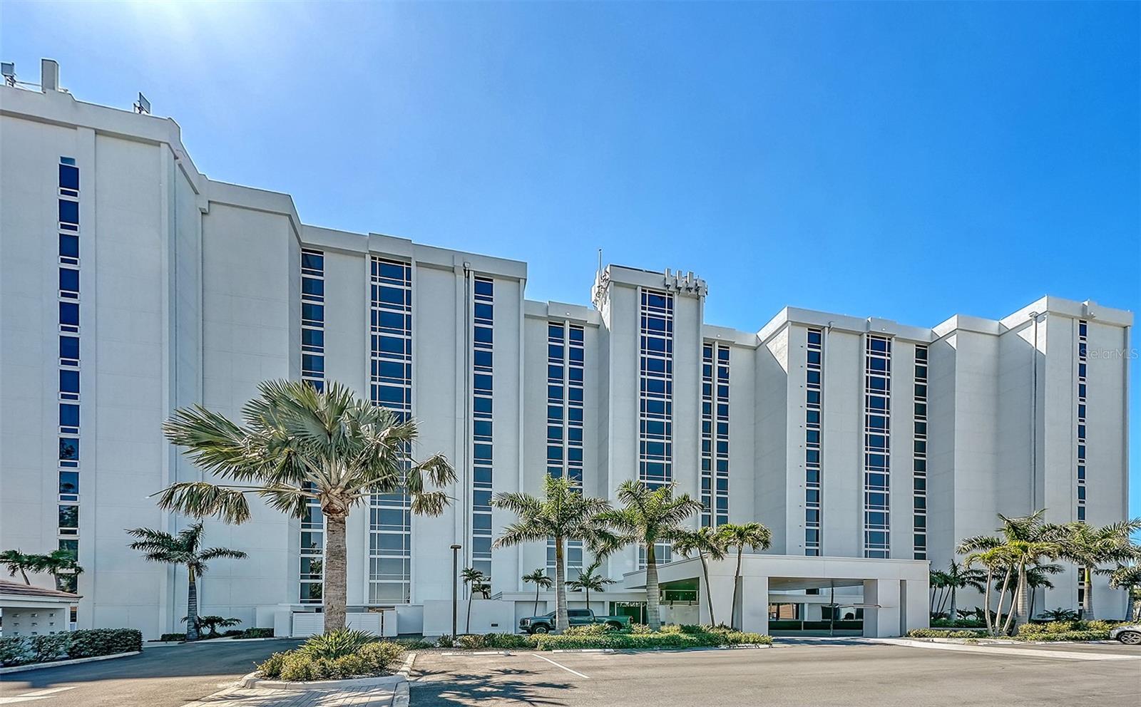 2425 GULF OF MEXICO DR #1A, LONGBOAT KEY, FL, 34228