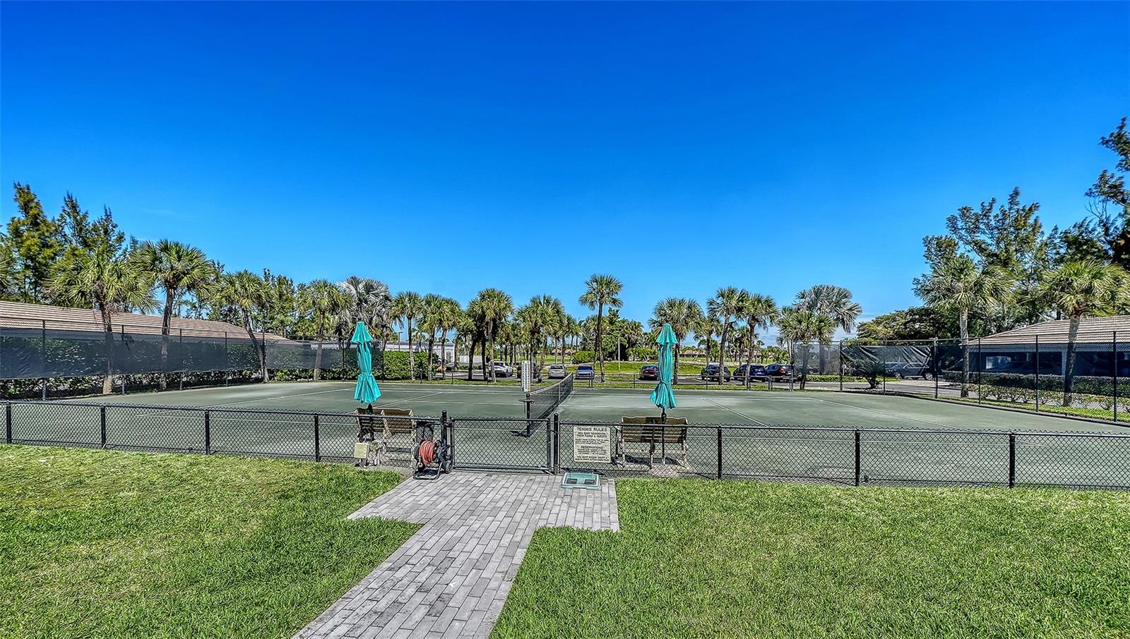 2425 GULF OF MEXICO DR #1A, LONGBOAT KEY, FL, 34228