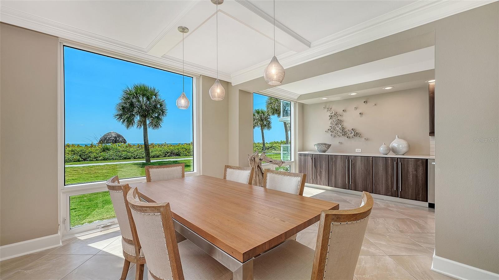 2425 GULF OF MEXICO DR #1A, LONGBOAT KEY, FL, 34228