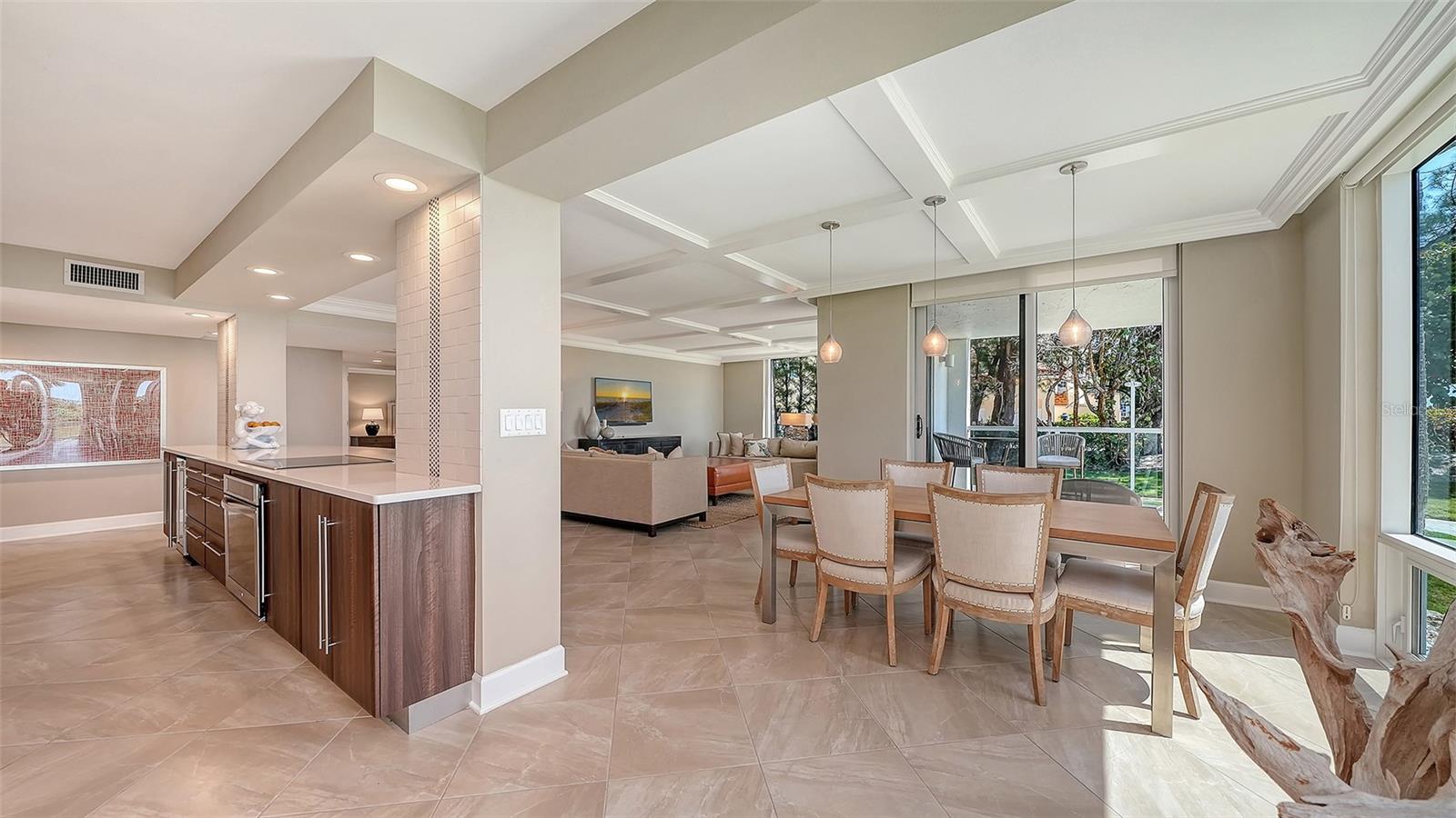 2425 GULF OF MEXICO DR #1A, LONGBOAT KEY, FL, 34228