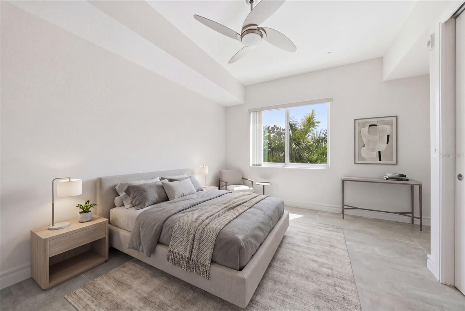 711 S PALM AVE #302, SARASOTA, FL, 34236