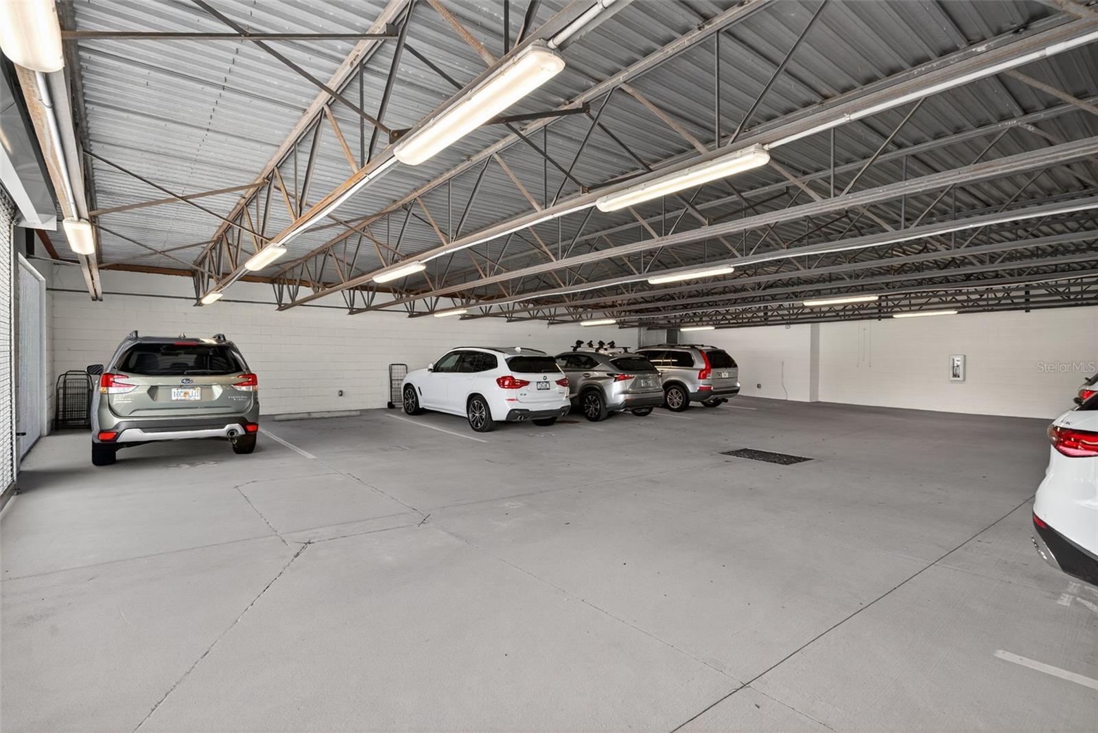 711 S PALM AVE #302, SARASOTA, FL, 34236