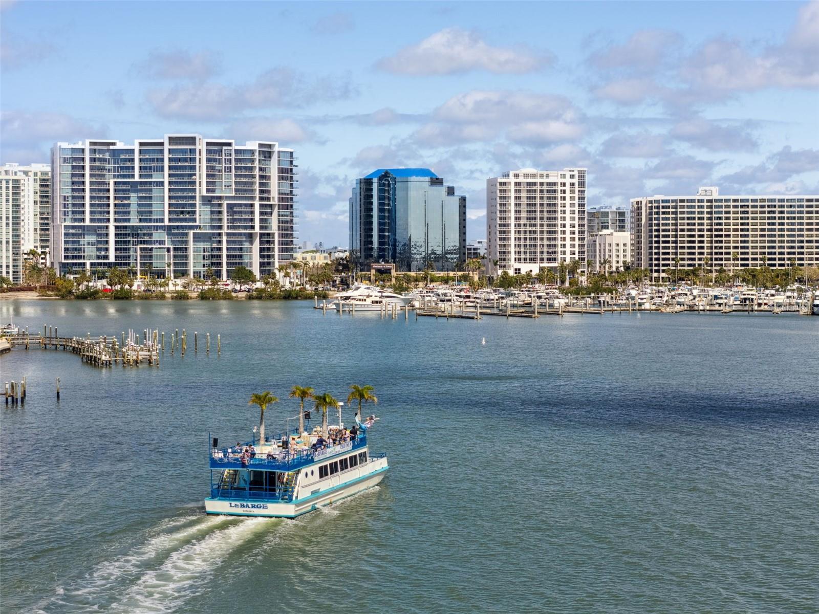 711 S PALM AVE #302, SARASOTA, FL, 34236