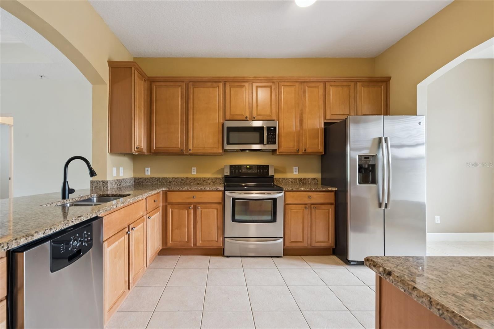 1400 CELEBRATION AVE #305, CELEBRATION, FL, 34747