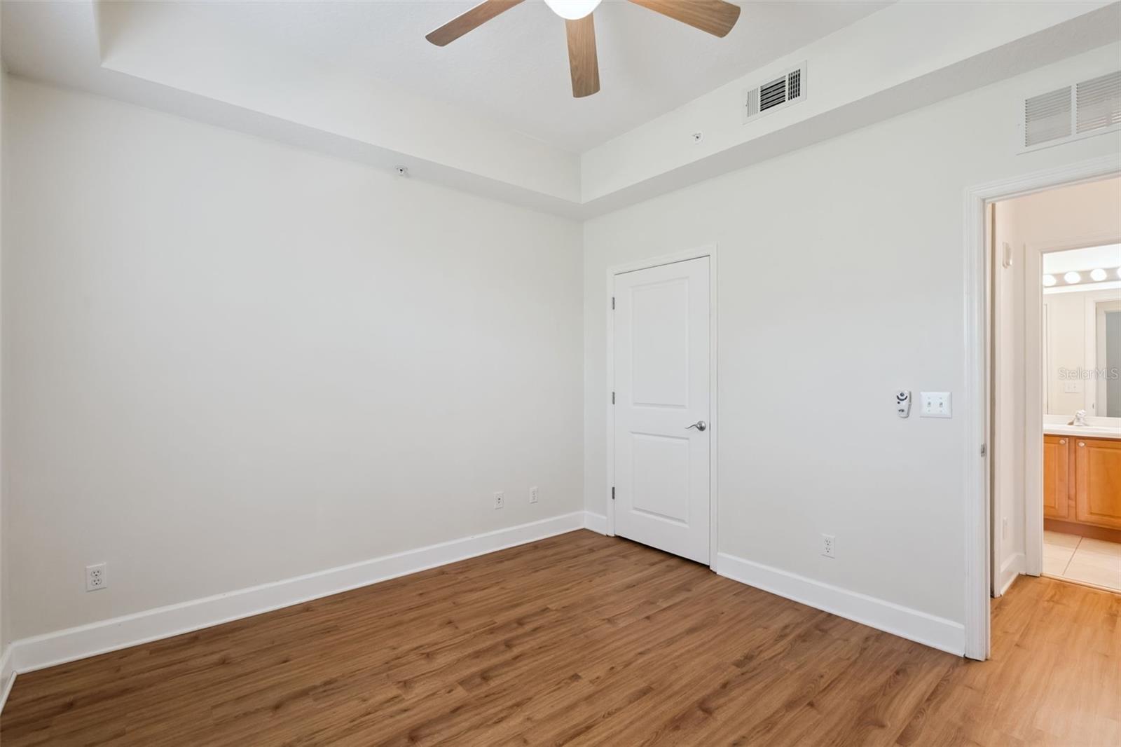 1400 CELEBRATION AVE #305, CELEBRATION, FL, 34747