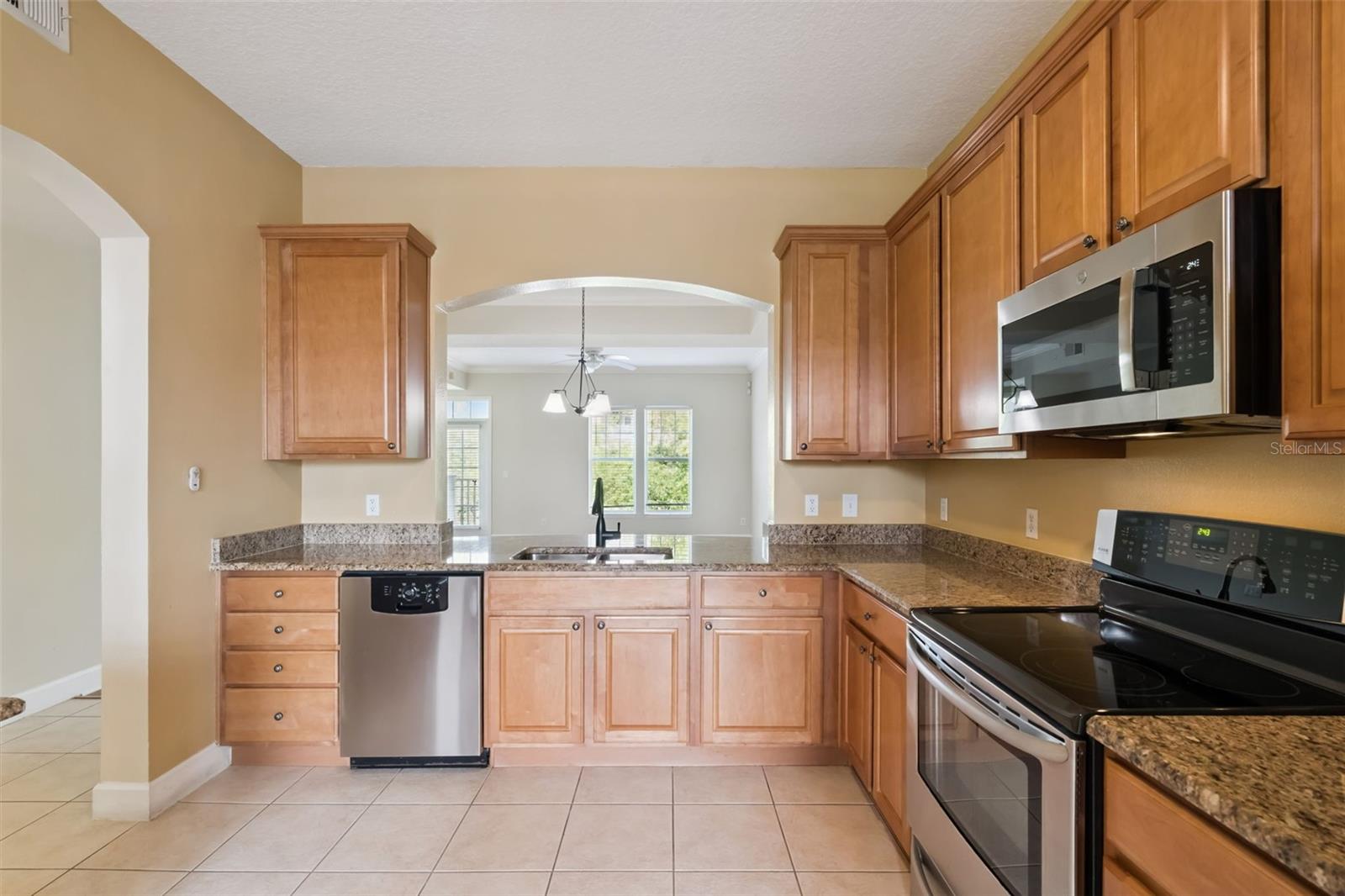 1400 CELEBRATION AVE #305, CELEBRATION, FL, 34747