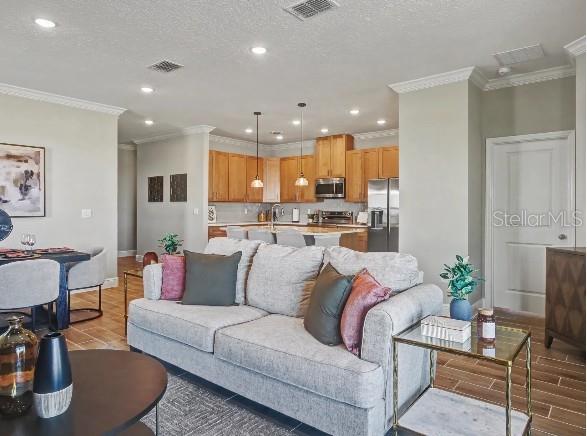 8595 OAKSTONE CIR, LEESBURG, FL, 34788