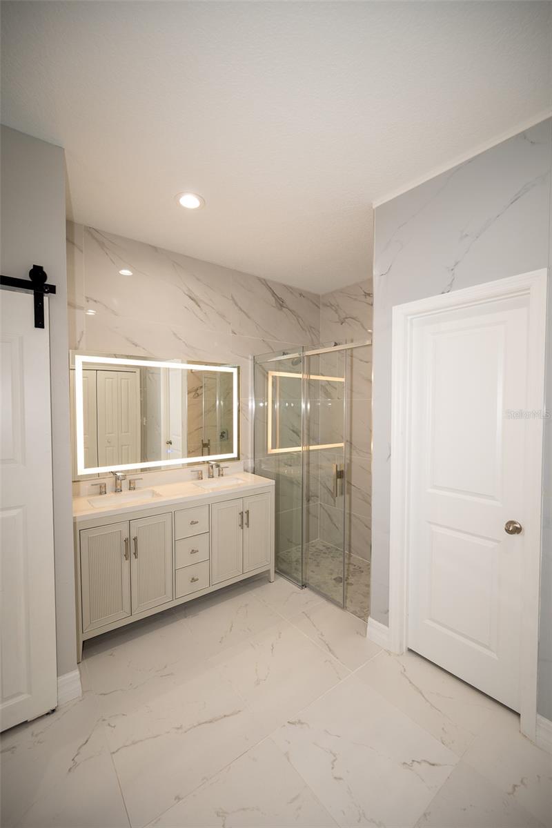 2390 9TH AVE, DELAND, FL, 32724