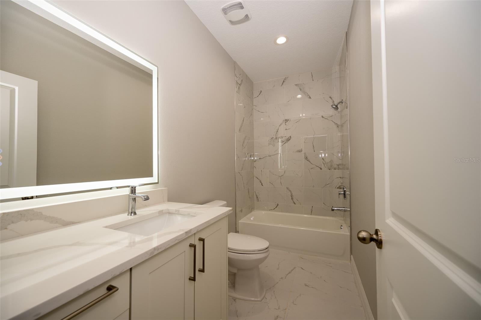 2390 9TH AVE, DELAND, FL, 32724