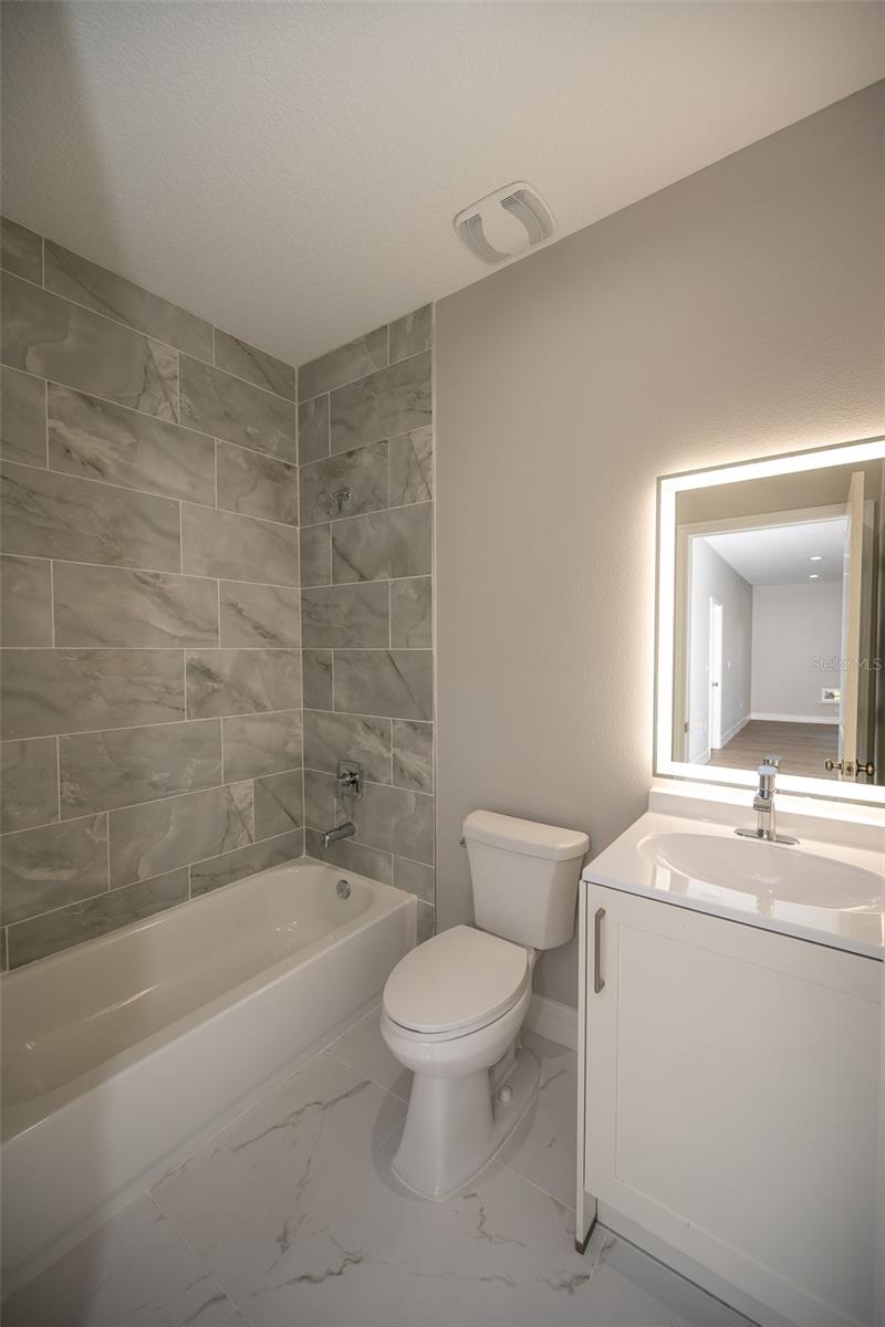 2390 9TH AVE, DELAND, FL, 32724