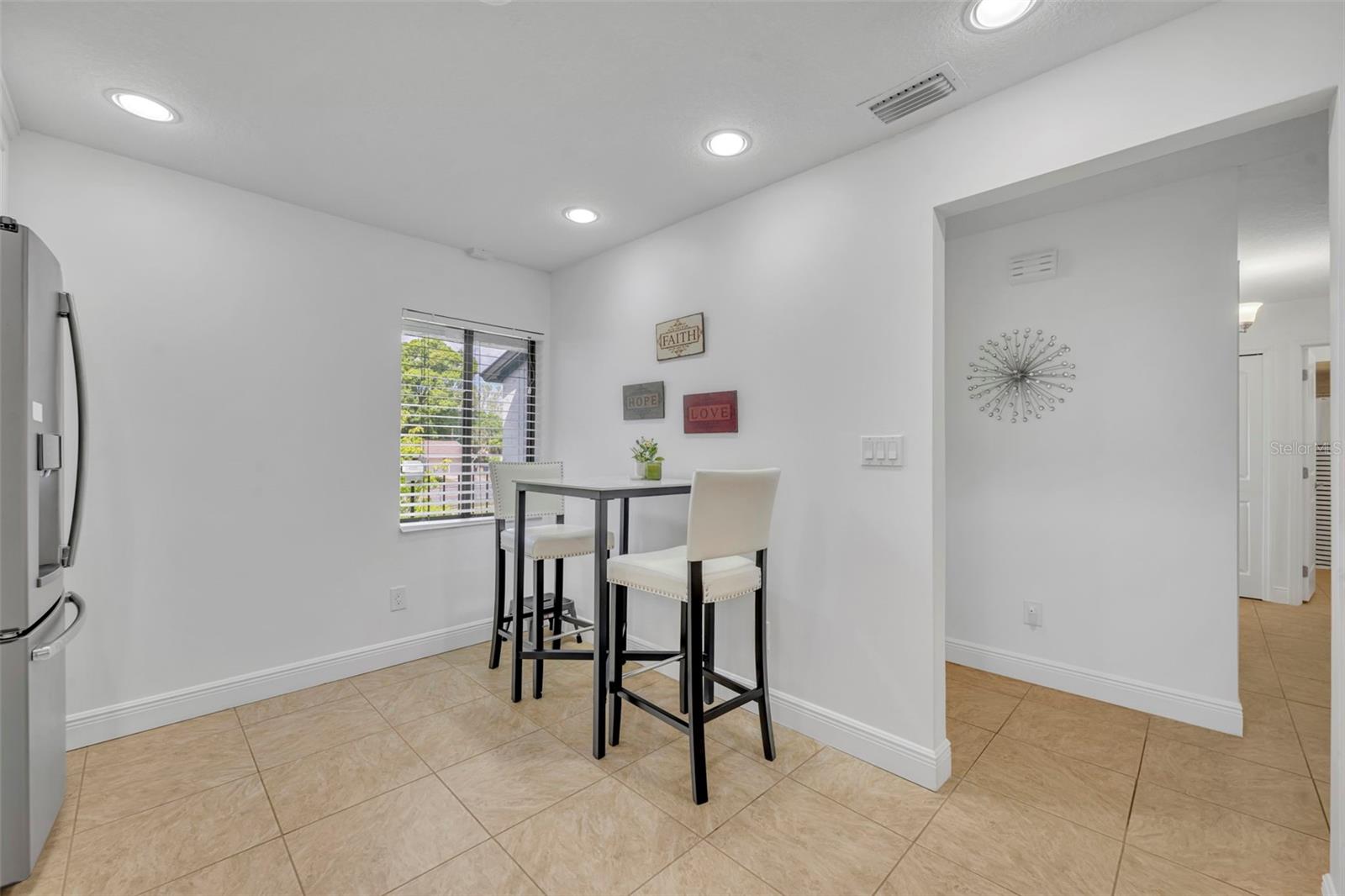 3 ESCONDIDO CIR #3, ALTAMONTE SPRINGS, FL, 32701