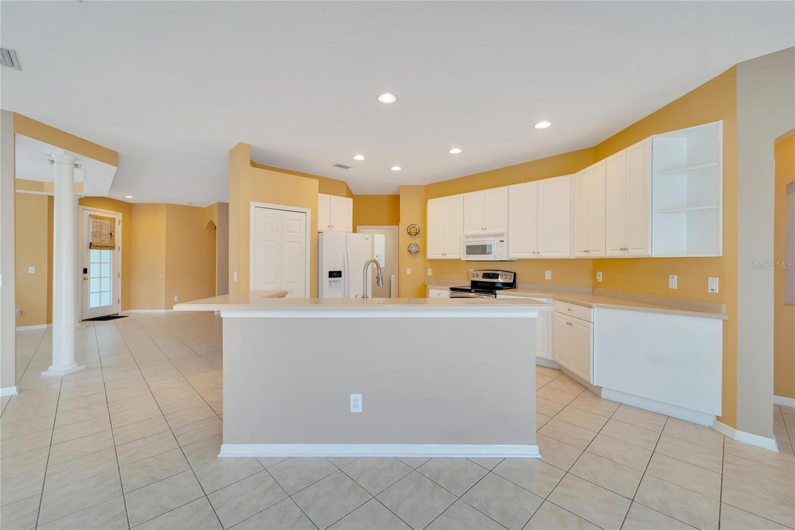 5508 GOLDEN ISLES DR, APOLLO BEACH, FL, 33572