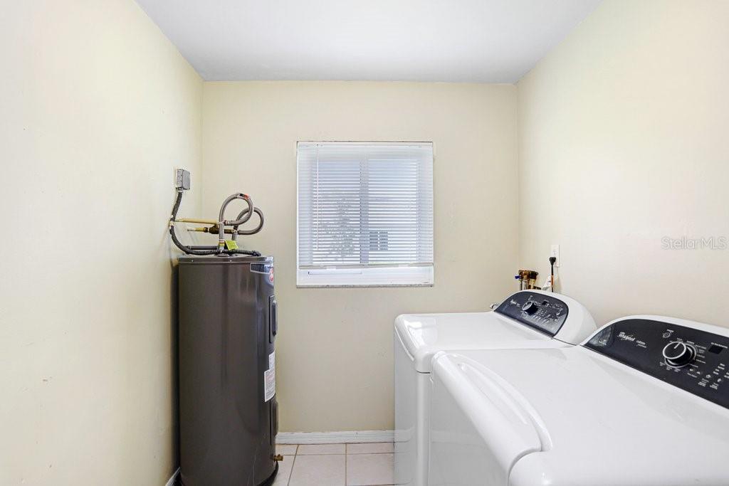 2306 LANCASTER DR #2306, SUN CITY CENTER, FL, 33573