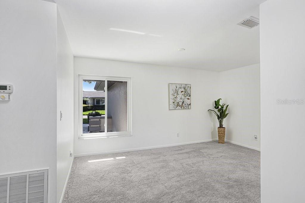 2306 LANCASTER DR #2306, SUN CITY CENTER, FL, 33573