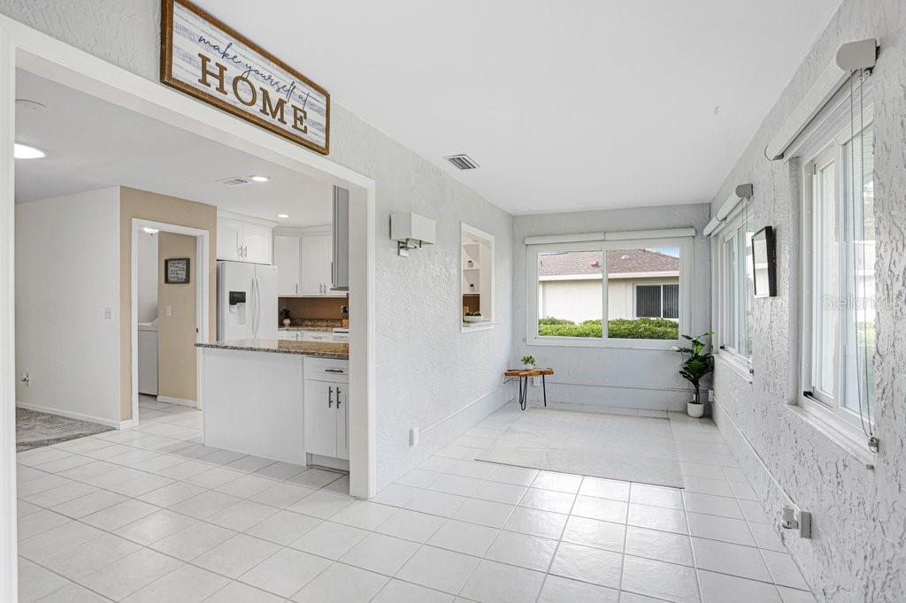 2306 LANCASTER DR #2306, SUN CITY CENTER, FL, 33573