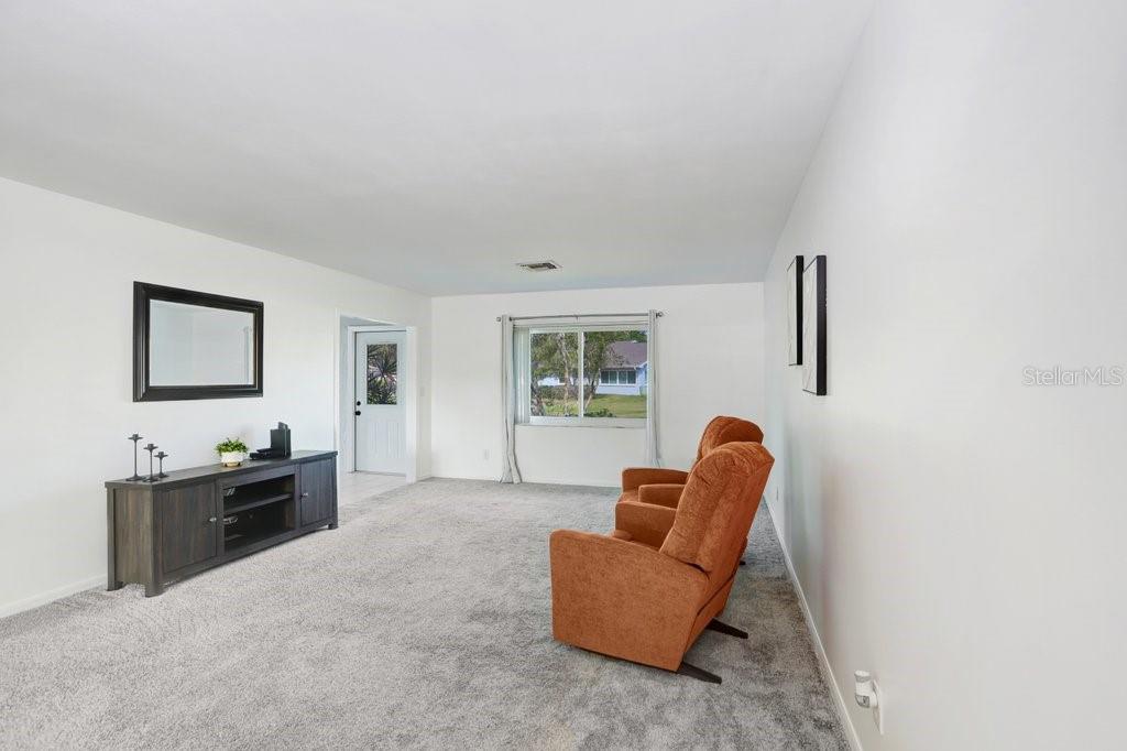2306 LANCASTER DR #2306, SUN CITY CENTER, FL, 33573