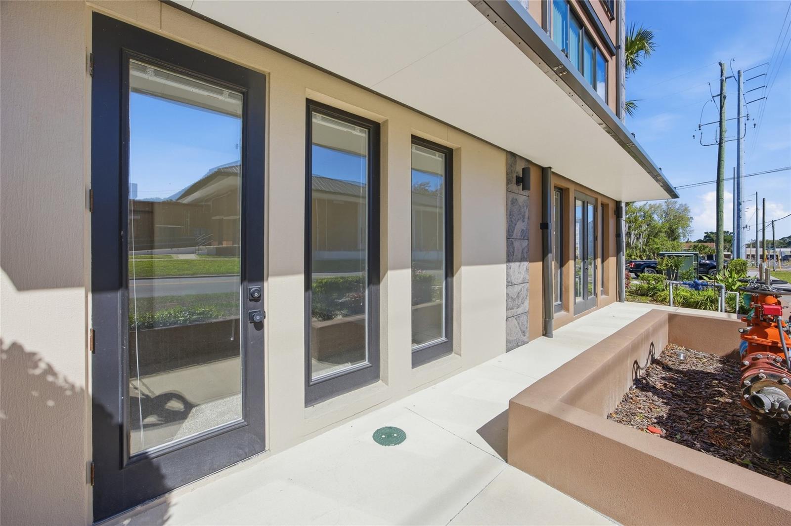 100 N DEWEY ST, EUSTIS, FL, 32726