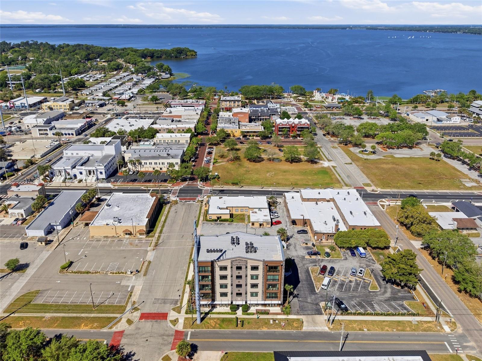 100 N DEWEY ST, EUSTIS, FL, 32726